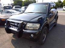 2005 Mitsubishi Pajero