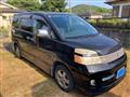 2005 Toyota Voxy