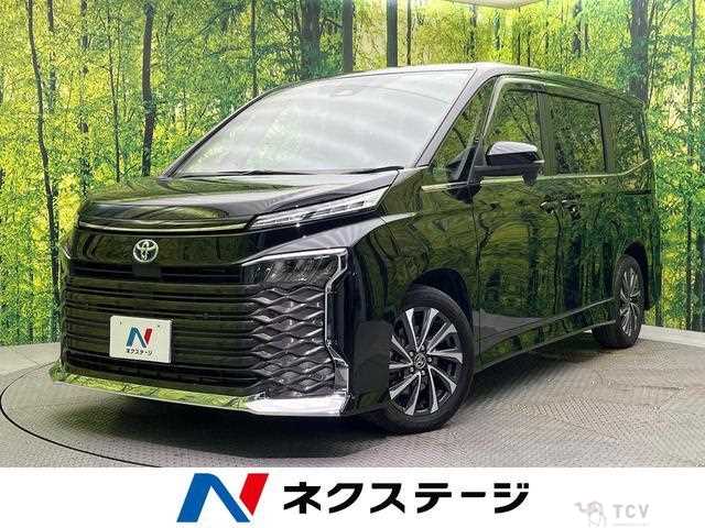2022 Toyota Voxy