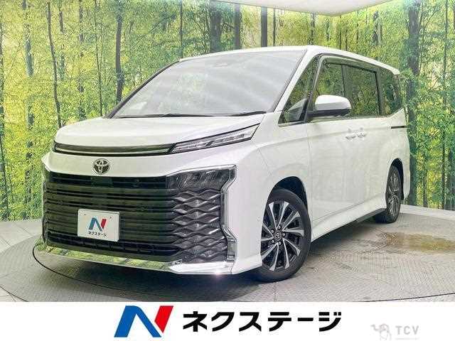 2022 Toyota Voxy