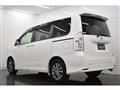2013 Toyota Voxy
