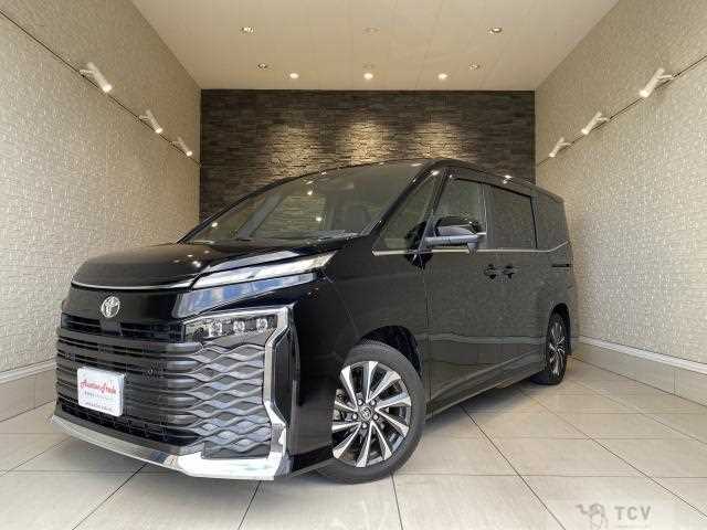 2023 Toyota Voxy