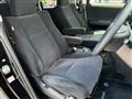 2013 Toyota Alphard G