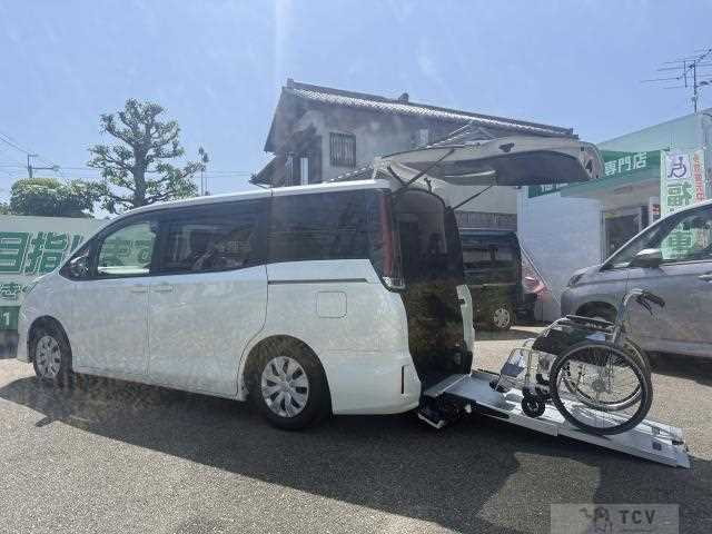 2021 Toyota Noah