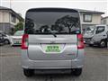 2017 Daihatsu Tanto