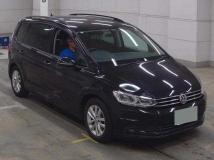 2016 Volkswagen Golf Touran