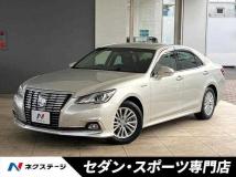 2015 Toyota Crown Hybrid