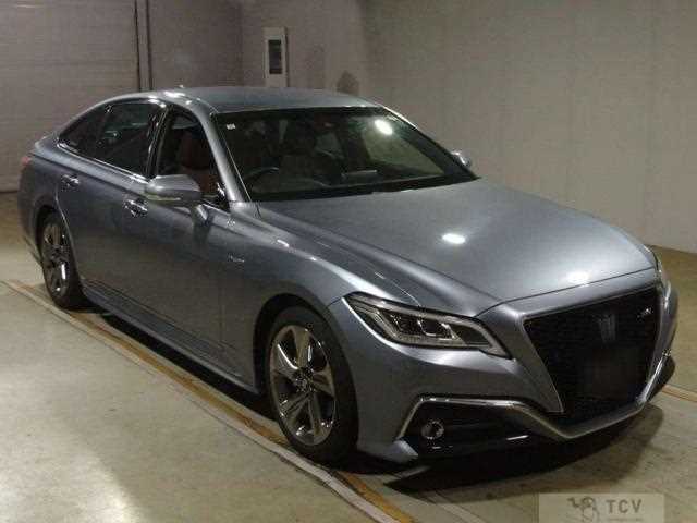 2019 Toyota Crown Hybrid