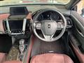 2019 Toyota Crown Hybrid
