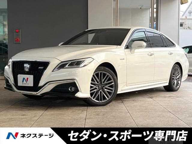2018 Toyota Crown Hybrid