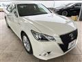 2014 Toyota Crown Hybrid