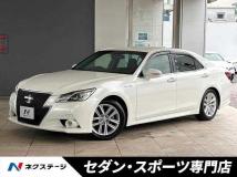2014 Toyota Crown Hybrid