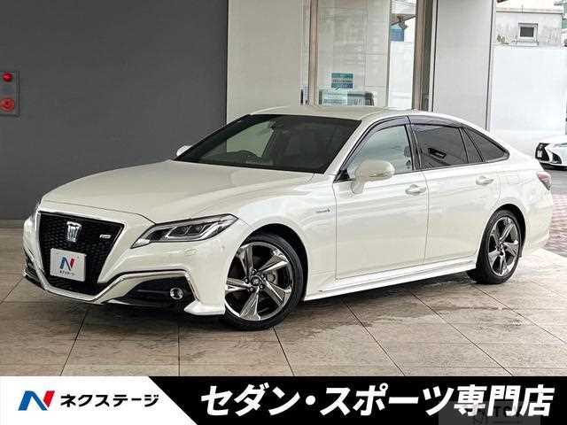2018 Toyota Crown Hybrid