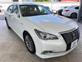 2017 Toyota Crown Hybrid