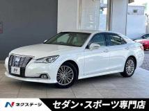 2017 Toyota Crown Hybrid