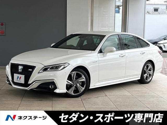 2018 Toyota Crown Hybrid