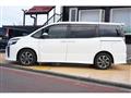 2017 Toyota Voxy