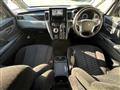 2019 Mitsubishi Delica D5