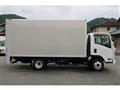 2018 Isuzu Elf Truck
