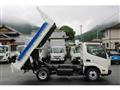 2013 Hino Dutro