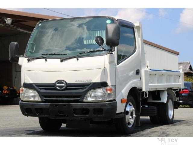 2012 Hino Dutro