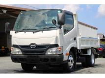 2012 Hino Dutro
