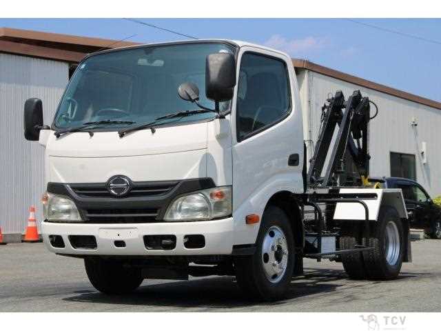 2012 Hino Dutro