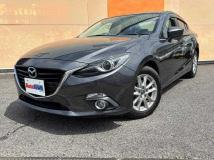 2013 Mazda Axela