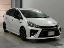 2015 Toyota PRIUS α