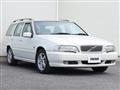 2000 Volvo V70