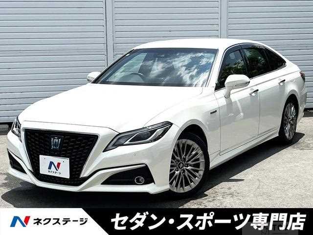 2020 Toyota Crown Hybrid
