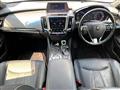 2018 Toyota Crown Hybrid
