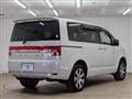 2016 Mitsubishi Delica D5
