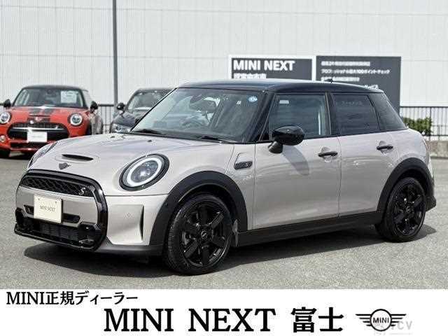 2023 BMW MINI