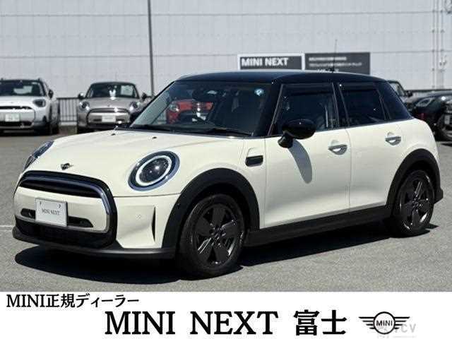 2022 BMW MINI