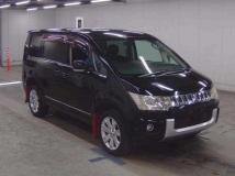 2011 Mitsubishi Delica D5