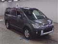 2015 Mitsubishi Delica D5