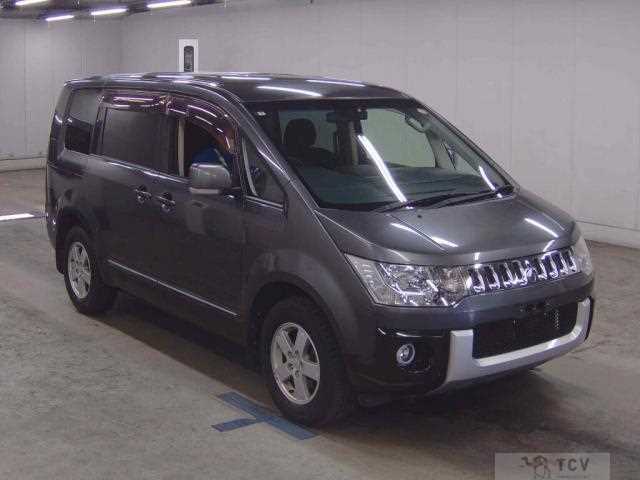 2015 Mitsubishi Delica D5
