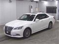 2015 Toyota Crown Hybrid
