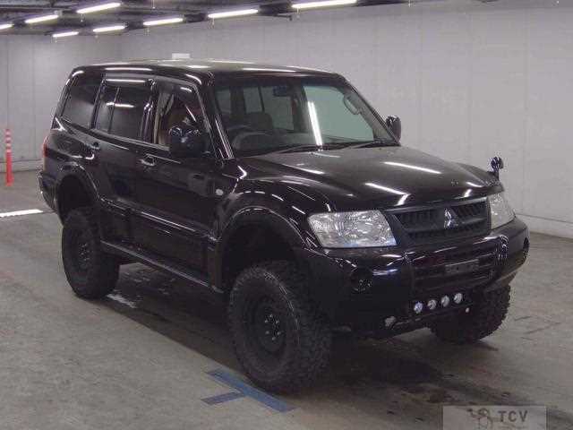 2004 Mitsubishi Pajero