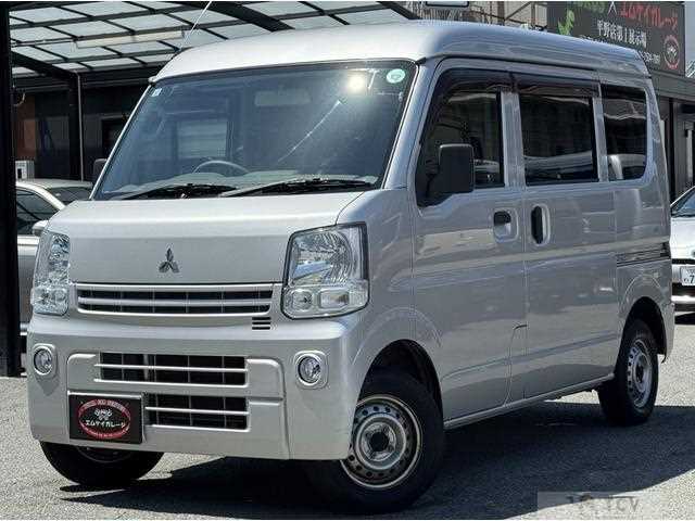 2018 Mitsubishi Minicab Van