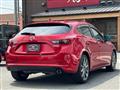 2017 Mazda Axela