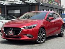 2017 Mazda Axela
