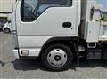 2014 Isuzu Elf Truck
