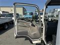 2011 Isuzu Elf Truck