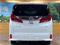 2022 Toyota Alphard Hybrid