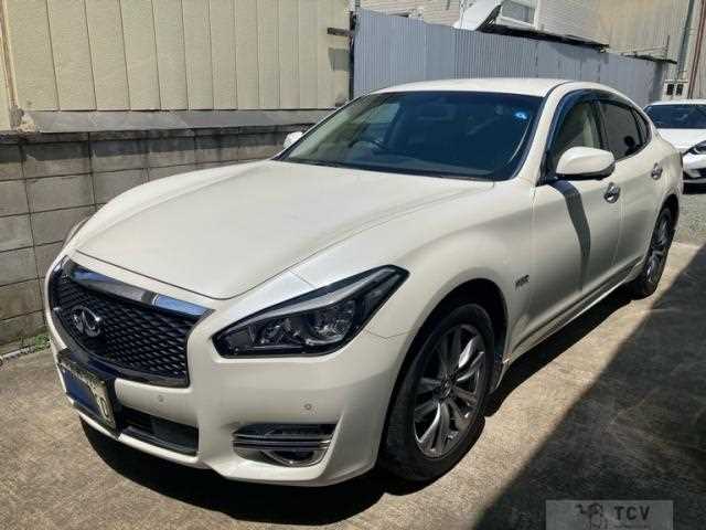 2016 Nissan Fuga