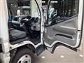 2017 Mitsubishi Fuso Canter