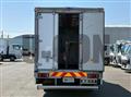 2016 Isuzu Elf Truck