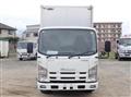 2015 Isuzu Elf Truck